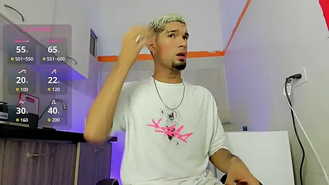 Carlitos sexy online show from 11.16.25