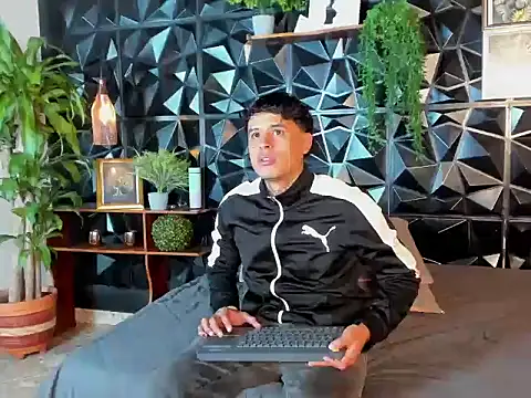 Snapshot of kenshop chatting on 11.25.25 kenshop online show from 11.25.25