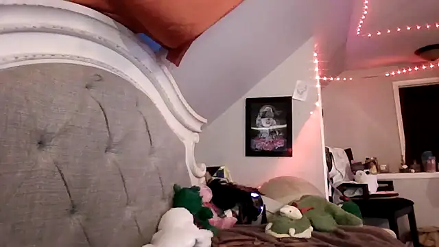 Dusaa  online show from 04.07.26