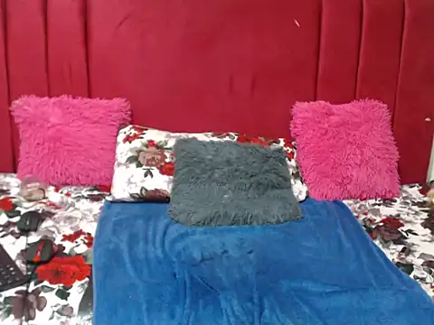 HipsDontLieX95 online show from 03.06.26