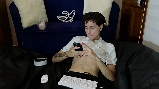 Derekswan online show from 11.26.25