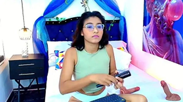 Snapshot of KATY_LOWERY chatting on 01.15.26 KATY LOWERY online show from 01.15.26