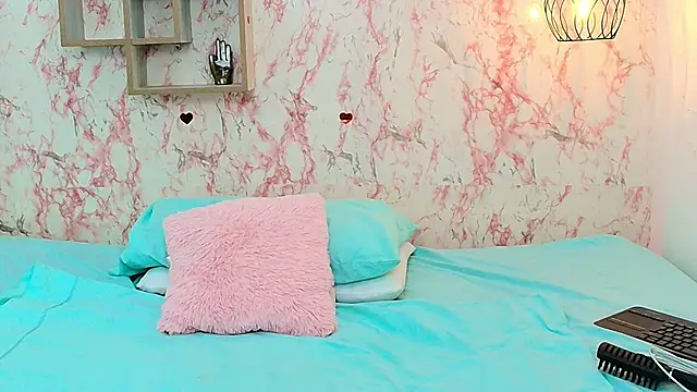 Snapshot of KATY_LOWERY chatting on 02.17.26 KATY LOWERY online show from 02.17.26