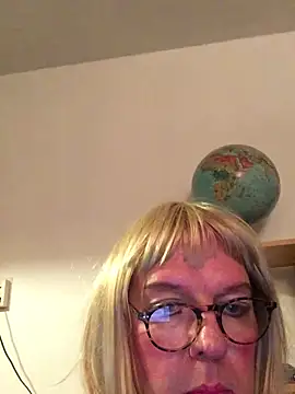 simone xdressing online show from 12.22.24