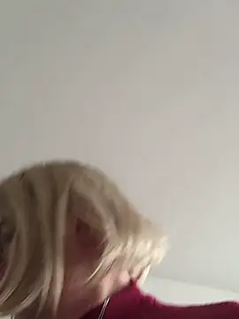 simone xdressing online show from 02.10.25