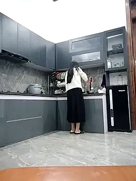   Anna    online show from 01.13.26