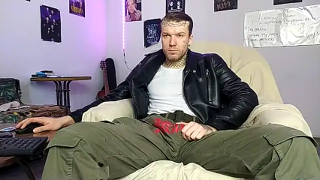 Huntall77 online show from 02.06.26