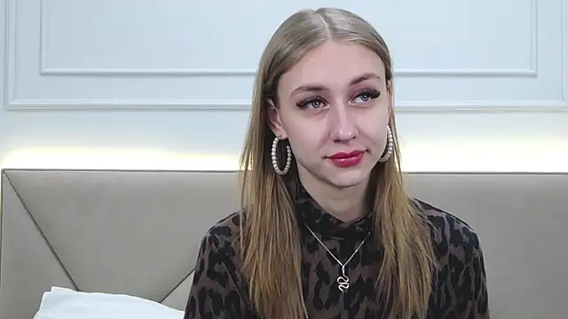 RachaelCute online show from 12.19.25