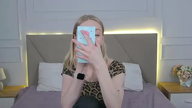 RachaelCute online show from 03.15.26