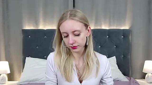 RachaelCute online show from 04.22.26