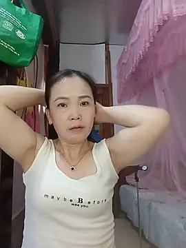 Snapshot of Feeling-hot chatting on 05.20.26 Feeling-hot online show from 05.20.26