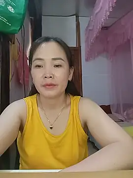 Snapshot of Feeling-hot chatting on 05.23.26 Feeling-hot online show from 05.23.26