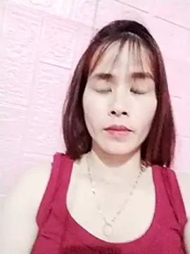 Snapshot of Swan-white123 chatting on 11.22.25 Swan-white123 online show from 11.22.25