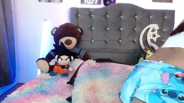 lunabritton1 online show from 02.26.26