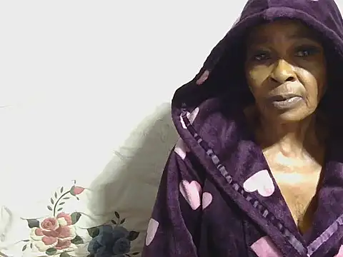 GucciladyXXXX online show from 02.16.26