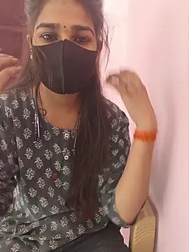 Iamyourdarling online show from 11.18.25