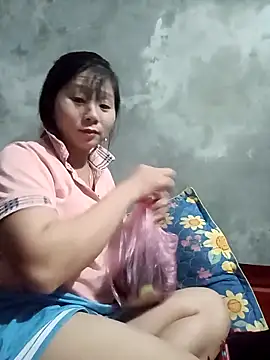 Snapshot of vangkt-cute chatting on 02.08.26 vangkt-cute online show from 02.08.26