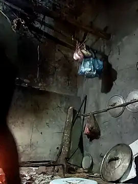 Snapshot of vangkt-cute chatting on 02.15.26 vangkt-cute online show from 02.15.26