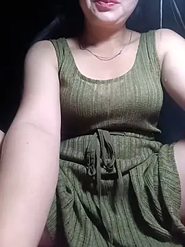 Snapshot of vangkt-cute chatting on 06.01.26 vangkt-cute online show from 06.01.26