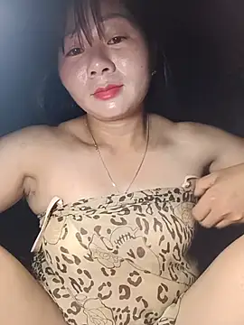 Snapshot of vangkt-cute chatting on 06.29.26 vangkt-cute online show from 06.29.26