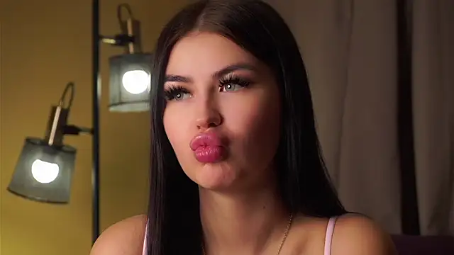 CoreenYorton online show from 12.14.25