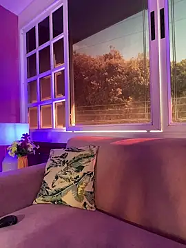 ReiAyanamy online show from 12.04.25