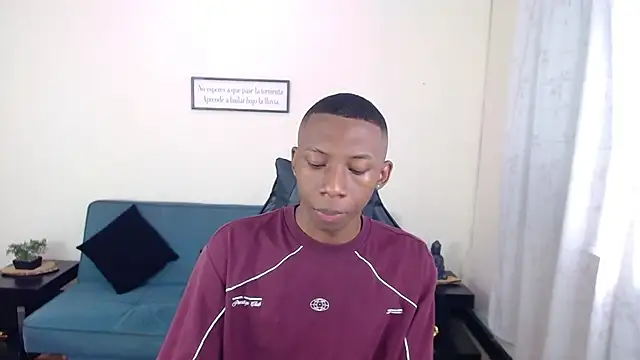 Miilo18 online show from 12.17.25