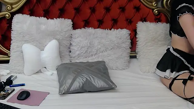 Snapshot of kayleecalix chatting on 11.13.25 kayleecalix online show from 11.13.25