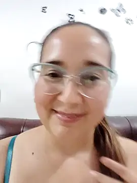 LaLey2702 online show from 11.28.25