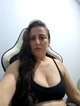 Jessika luvv online show from 11.28.25