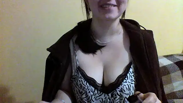 Snapshot of Vitalina282128 chatting on 02.04.26 Vitalina282128 online show from 02.04.26