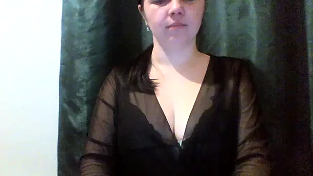 Snapshot of Vitalina282128 chatting on 02.17.26 Vitalina282128 online show from 02.17.26