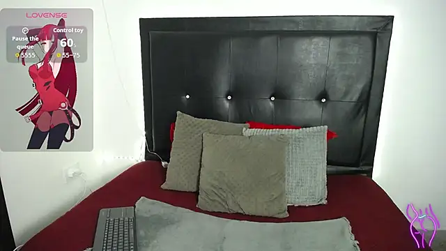 perla stone 20 online show from 05.14.26