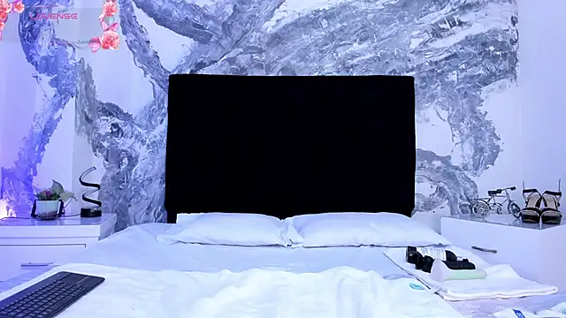 lilithDraven  online show from 01.13.26