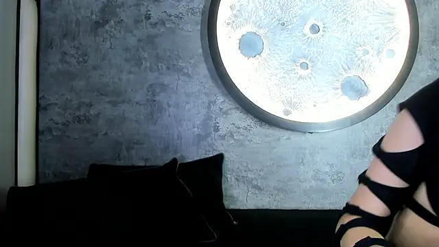 Snapshot of GabyeAndy chatting on 11.27.25 GabyeAndy online show from 11.27.25