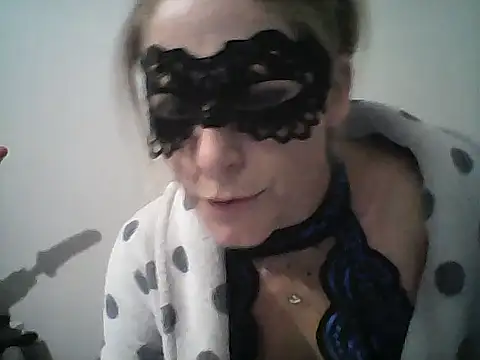 MelleEloa online show from 11.29.25