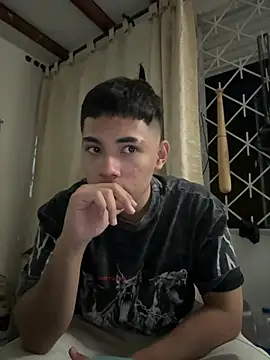 Snapshot of Santiagooo1233 chatting on 02.15.26 Santiagooo1233 online show from 02.15.26