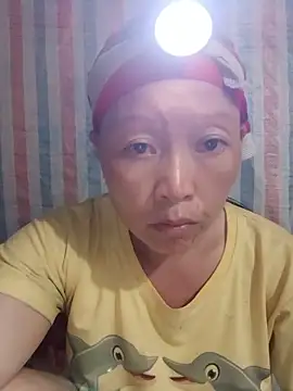 girl-hot2x online show from 06.17.26