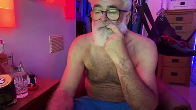 LeatherSdaddy online show from 05.06.26
