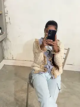 Riya 917 online show from 11.12.25