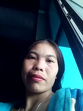 chim-yen online show from 11.30.25