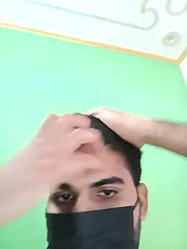 Snapshot of hotyyyyjonny chatting on 11.21.25 hotyyyyjonny online show from 11.21.25