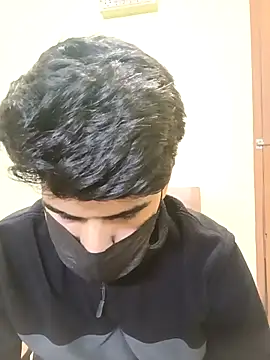 Snapshot of hotyyyyjonny chatting on 12.15.25 hotyyyyjonny online show from 12.15.25