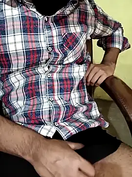 Snapshot of hotyyyyjonny chatting on 03.01.26 hotyyyyjonny online show from 03.01.26