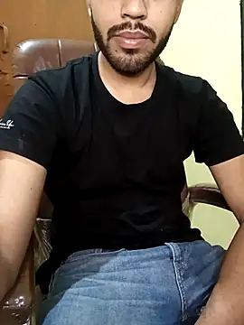 Snapshot of hotyyyyjonny chatting on 03.29.26 hotyyyyjonny online show from 03.29.26