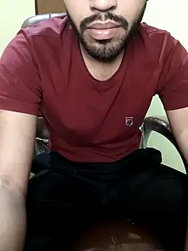 Snapshot of hotyyyyjonny chatting on 04.02.26 hotyyyyjonny online show from 04.02.26