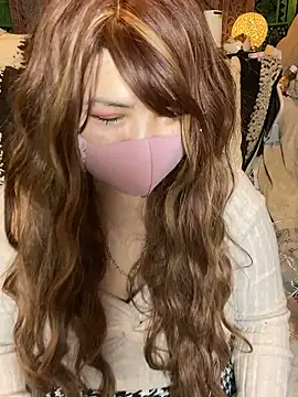 Snapshot of oxLILxMELOxo chatting on 11.18.25 oxLILxMELOxo online show from 11.18.25