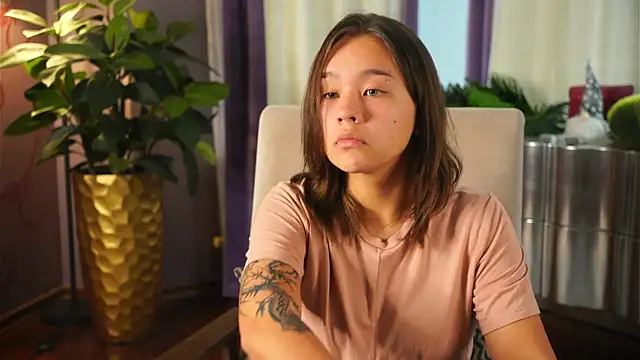 ArleenVizena online show from 11.16.25