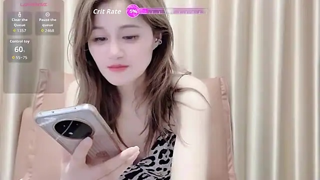 Snapshot of Summer-C chatting on 06.11.26 Summer-C online show from 06.11.26