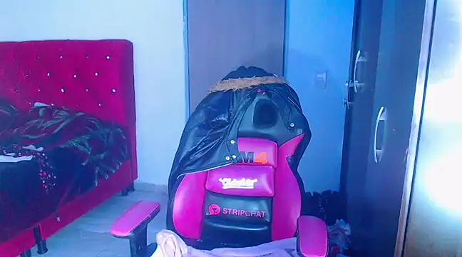 katecute88 online show from 01.28.25